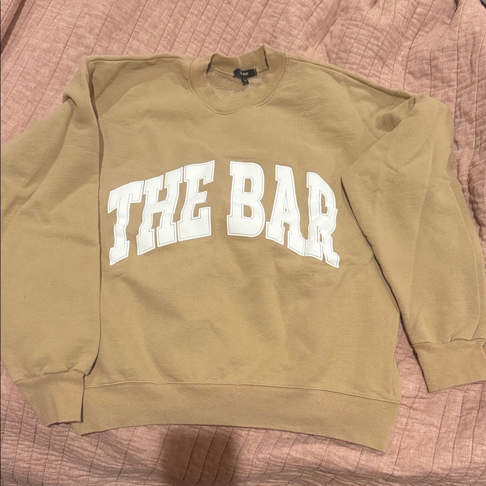 THE BAR unisex Crewneck Sweater in Tan